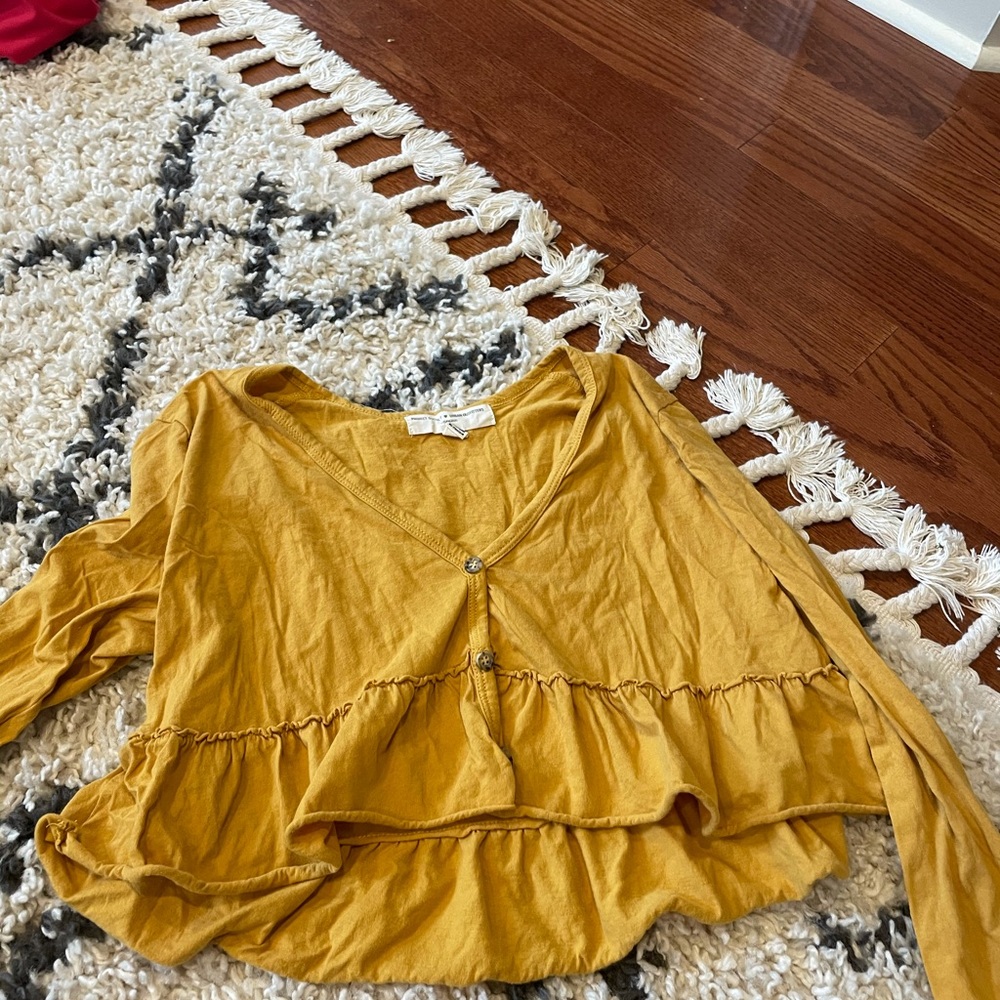 Urban outfitters crop top